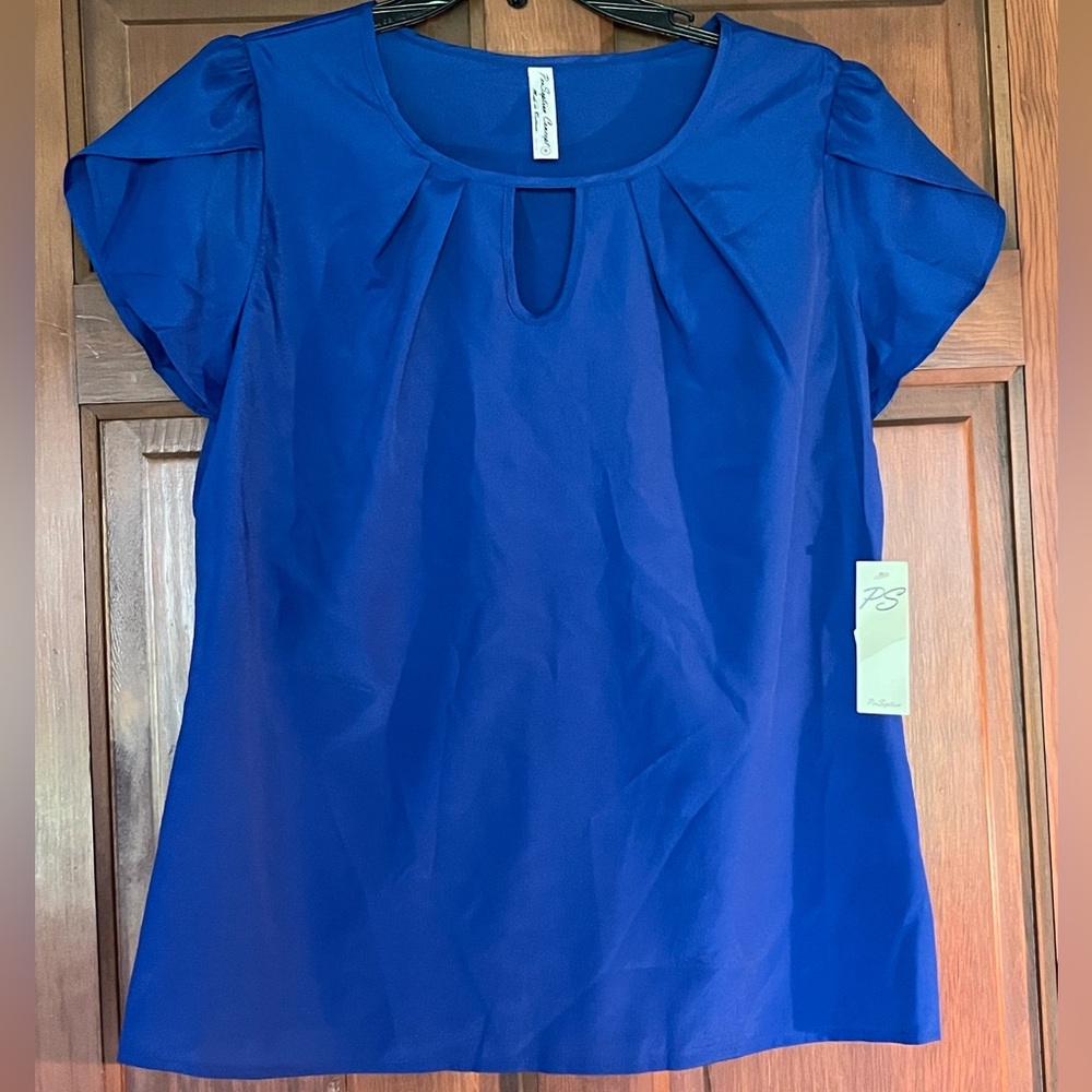 Brand New Small Royal Blue Women's Top PerSeption Concept. Cute sleeve detail.
